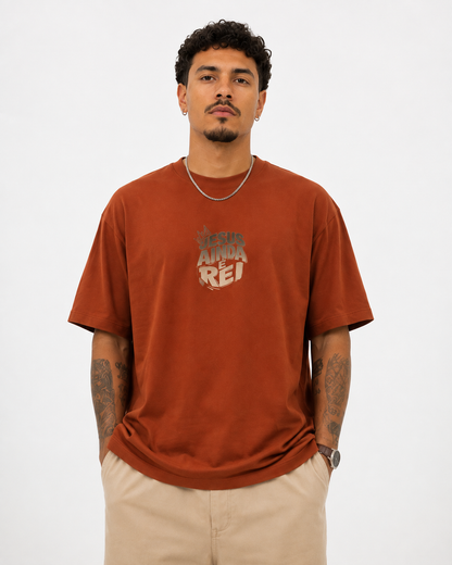 Camisa Oversized Jesus Ainda é Rei - Tamanho G