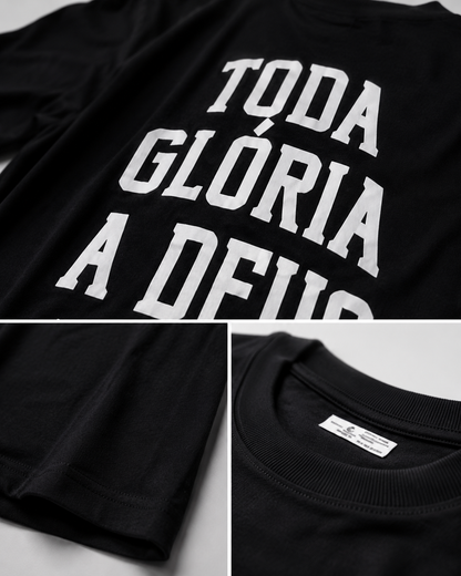 Camisa Oversized  “Toda Glória a Deus” - Tamanho M
